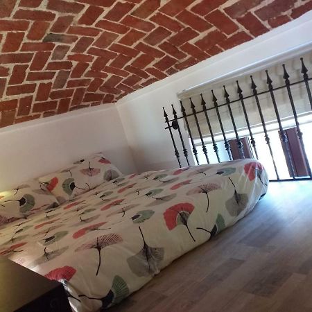 900 Meters From Metro&Station Ceva Studio Торино Екстериор снимка
